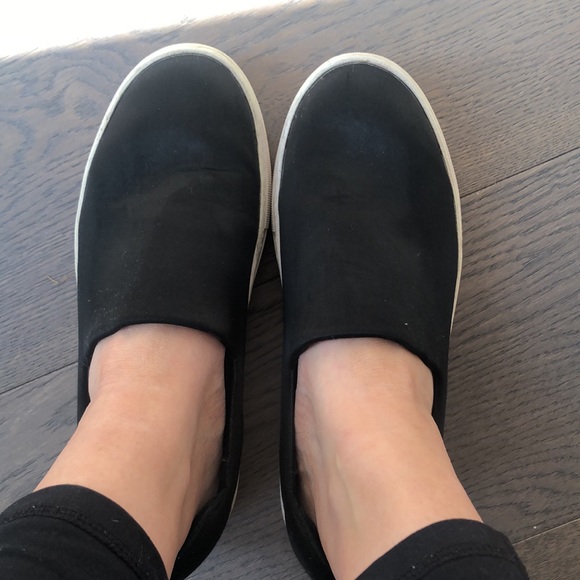 J-Slides slip on Shoes - Picture 2 of 6